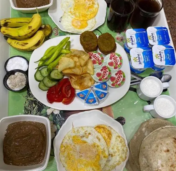 اتاق استاندارد سه تخته با بالکن, Abdeen Cairo Hostel
