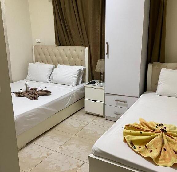 اتاق راحتی سه تخته, Abdeen Cairo Hostel