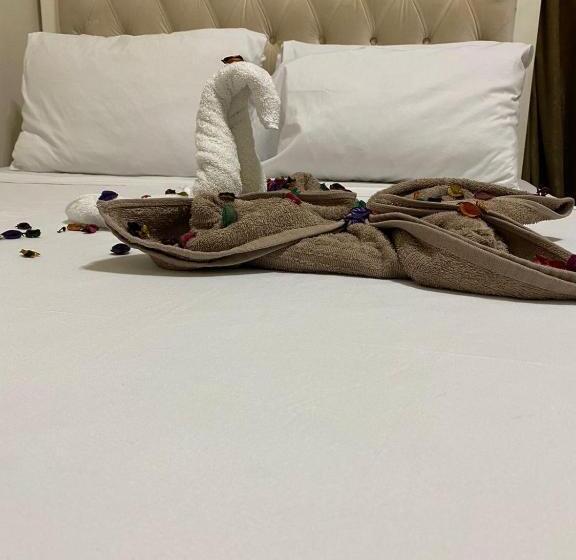 اتاق راحتی سه تخته, Abdeen Cairo Hostel