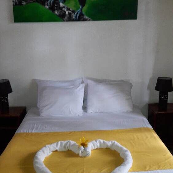 四人标准间, Ceiba Tree Lodge