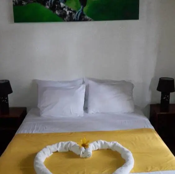 スタンダード４人部屋, Ceiba Tree Lodge