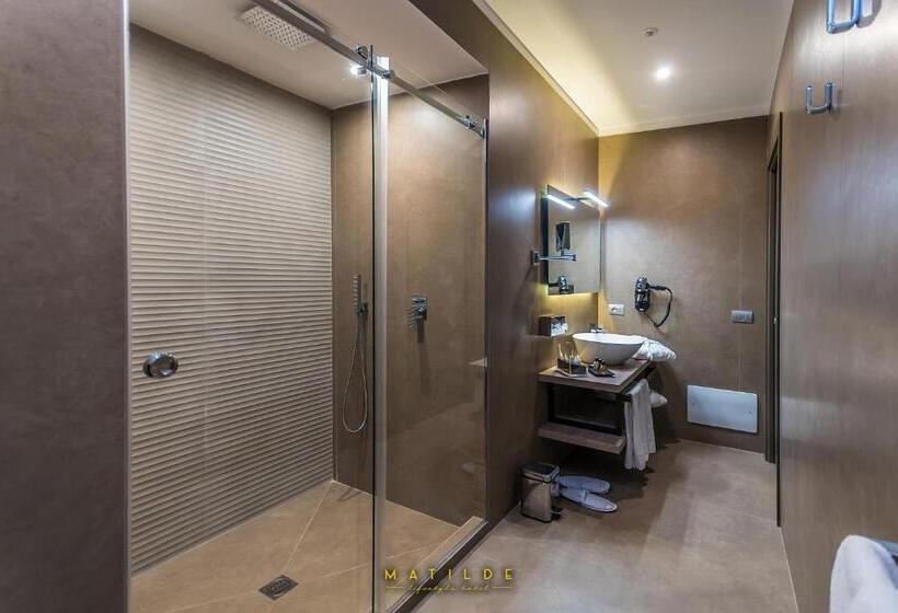 اتاق سوپریور, Matilde Lifestyle