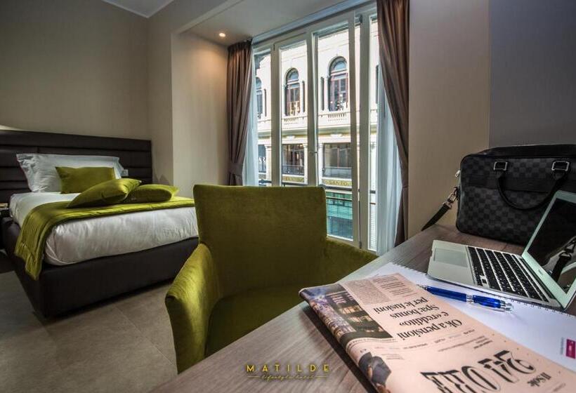 اتاق استاندارد یک نفره, Matilde Lifestyle