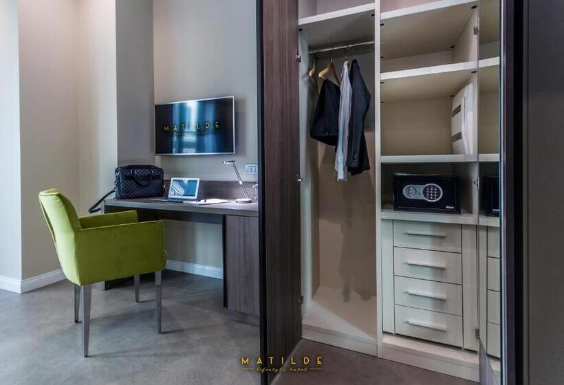 اتاق استاندارد یک نفره, Matilde  Lifestyle