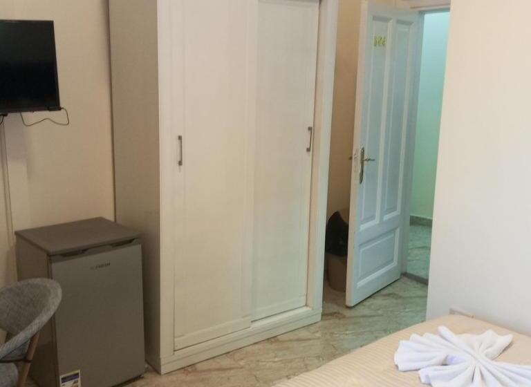 غرفة ديلوكس, New Panorama Palace