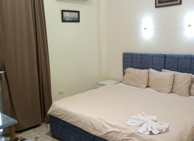 غرفة ديلوكس فردية, New Panorama Palace