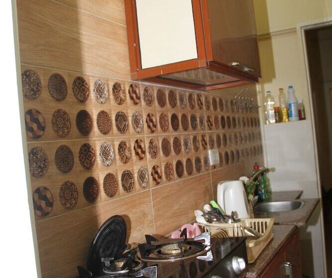 غرفة قياسية, New Panorama Palace