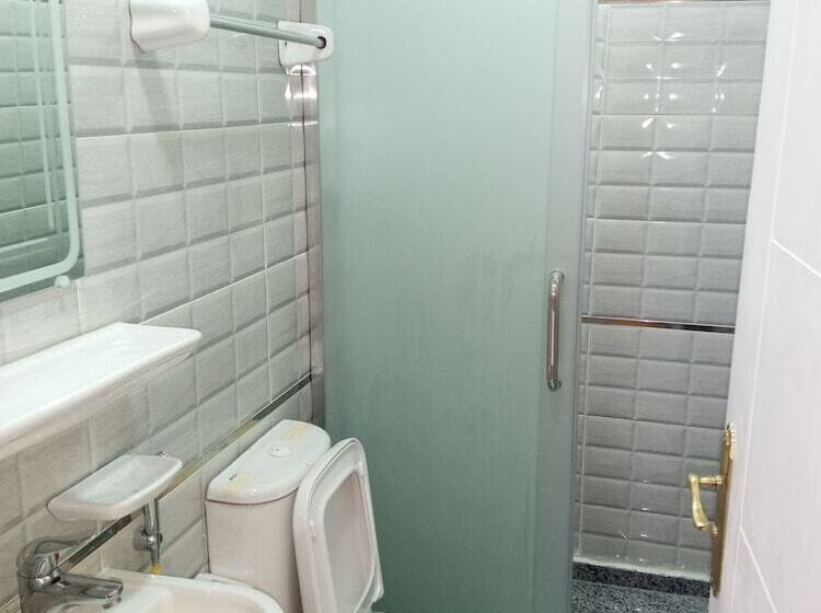 غرفة ديلوكس, New Panorama Palace