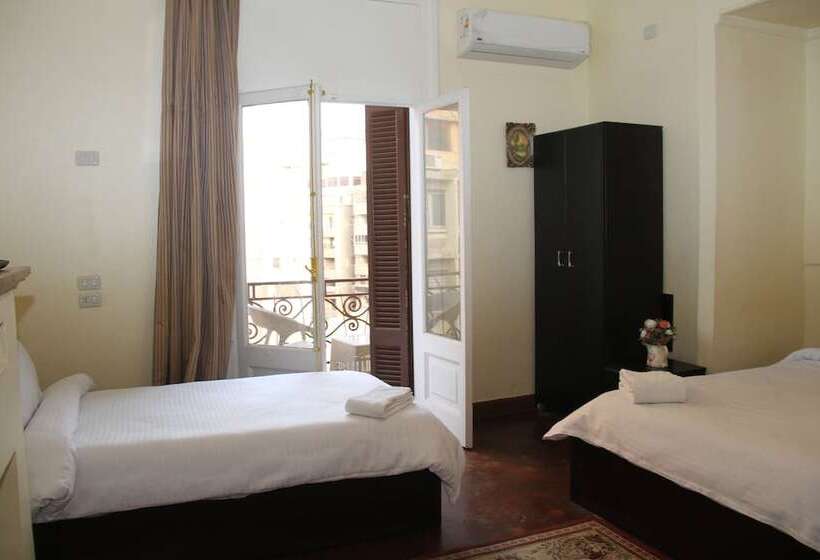 غرفة قياسية, New Panorama Palace