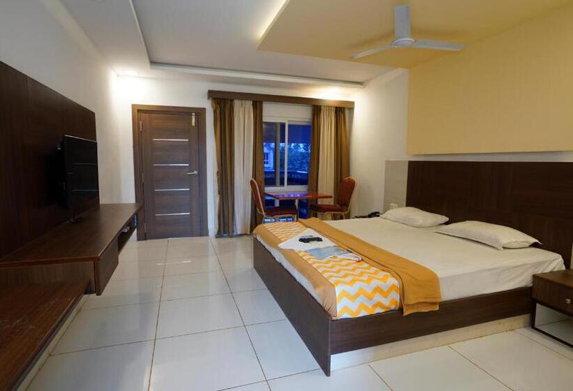 Номер Deluxe, Park Inn Beach Resort