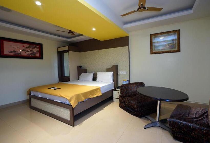 Люкс с Террасой, Park Inn Beach Resort