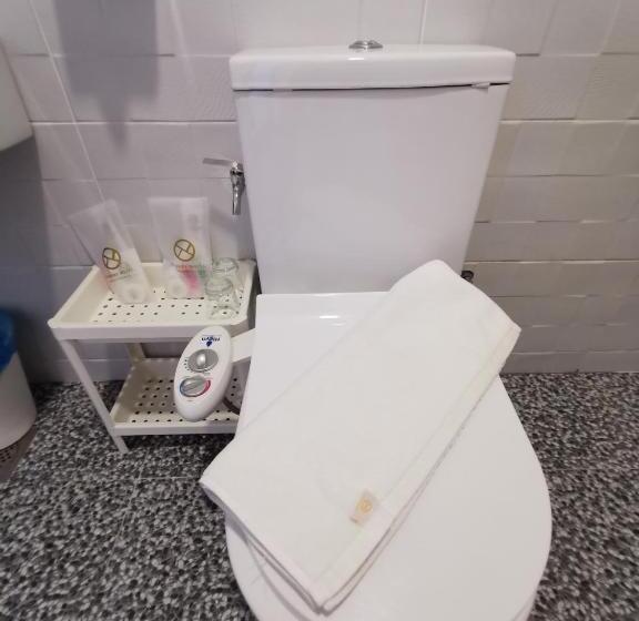 חדר דחוקס עם מיטת קינג, Tt Dorf Hotel Matang