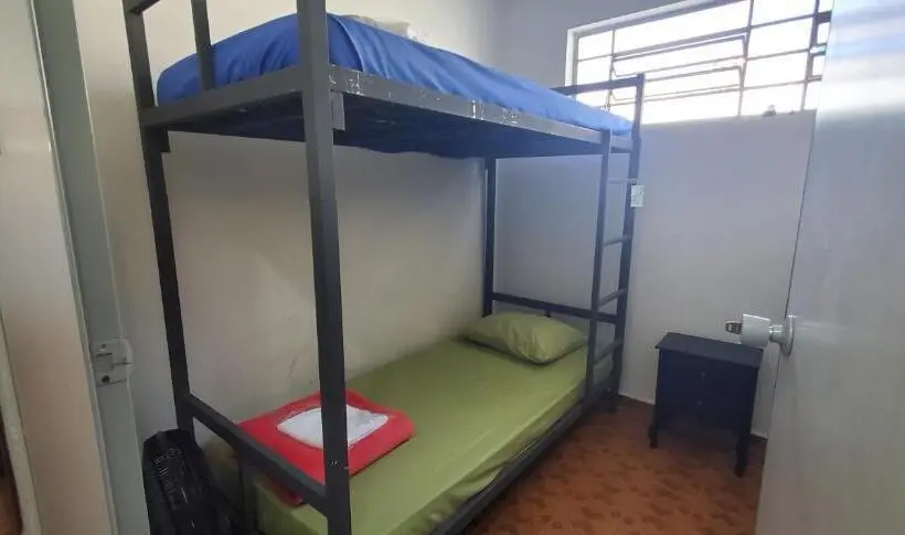 スタンダードシングルルーム, Hostel Bauru