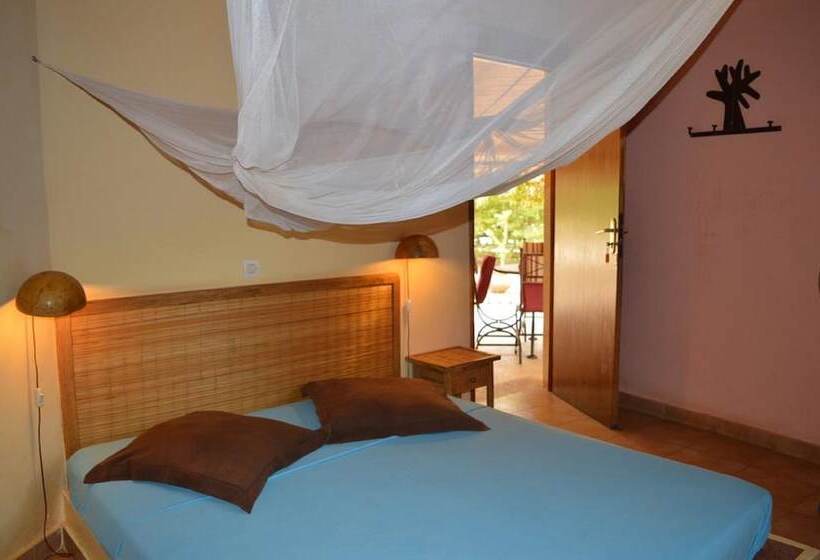 بانگلوی استاندارد, Gite L Anarcadier