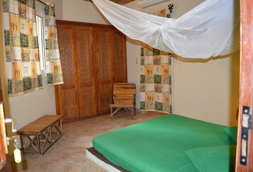 بانگلوی استاندارد, Gite L Anarcadier