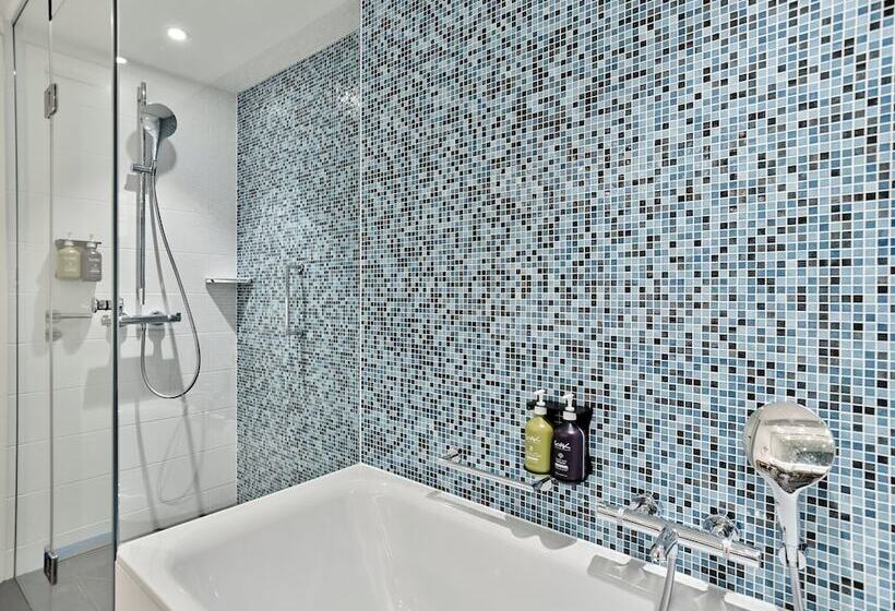 غرفة بريميوم مطلة على النهر, Holiday Inn Gdansk   City Centre, An Ihg