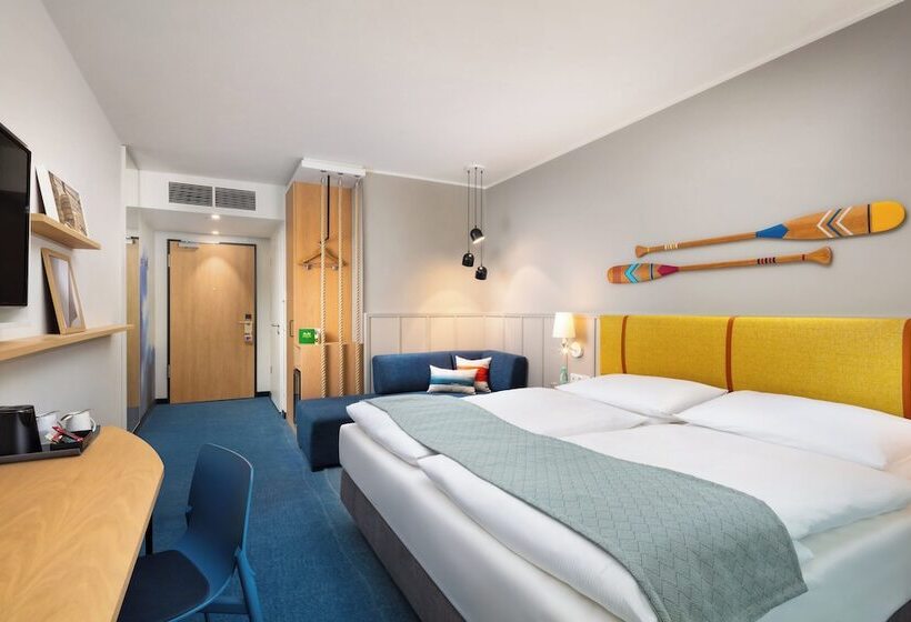 غرفة بريميوم مطلة على النهر, Holiday Inn Gdansk   City Centre, An Ihg