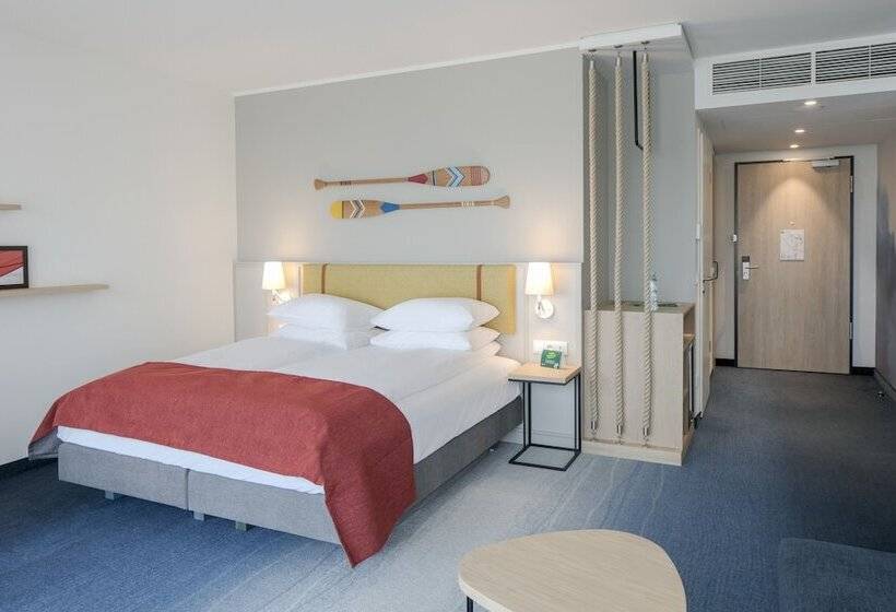 غرفة بريميوم مطلة على النهر, Holiday Inn Gdansk   City Centre, An Ihg