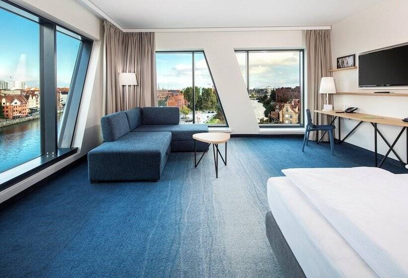 غرفة بريميوم مطلة على النهر, Holiday Inn Gdansk   City Centre, An Ihg