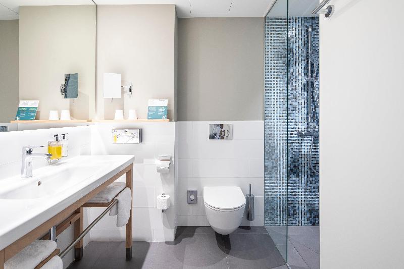 غرفة قياسية سرير ملكى, Holiday Inn Gdansk   City Centre, An Ihg