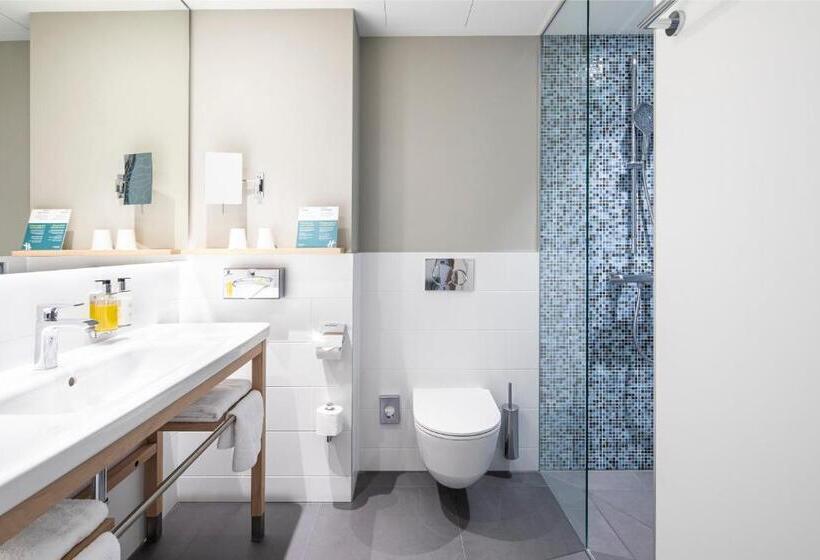 غرفة بريميوم مطلة على النهر, Holiday Inn Gdansk   City Centre, An Ihg