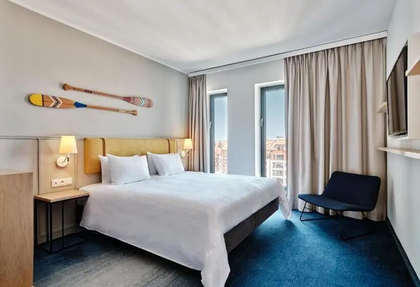 身障者適用スタンダードルーム, Holiday Inn Gdansk   City Centre, An Ihg