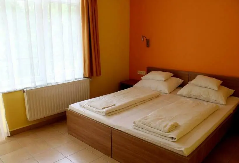 Habitación Estándar, Bf