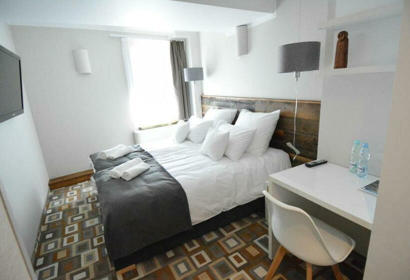 اتاق استاندارد, Provincja Winebar & Rooms