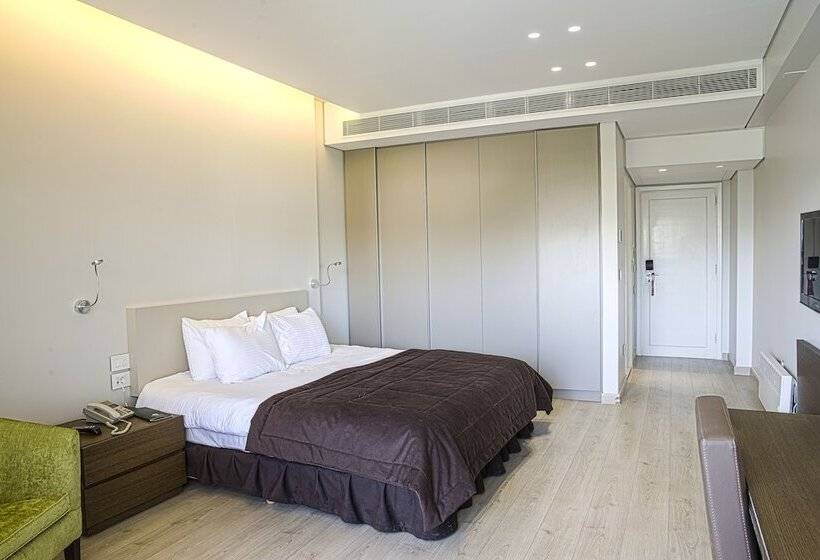 استودیوی استاندارد, Ehden Country Club