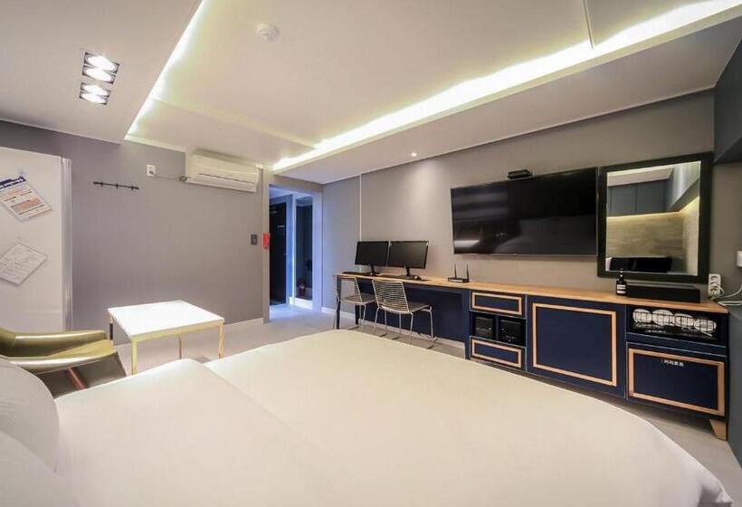 اتاق استاندارد, Cheese Hotel Seomyeon