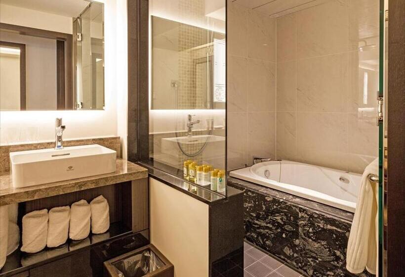 プレミアムスイート, Okinawa Exes Naha