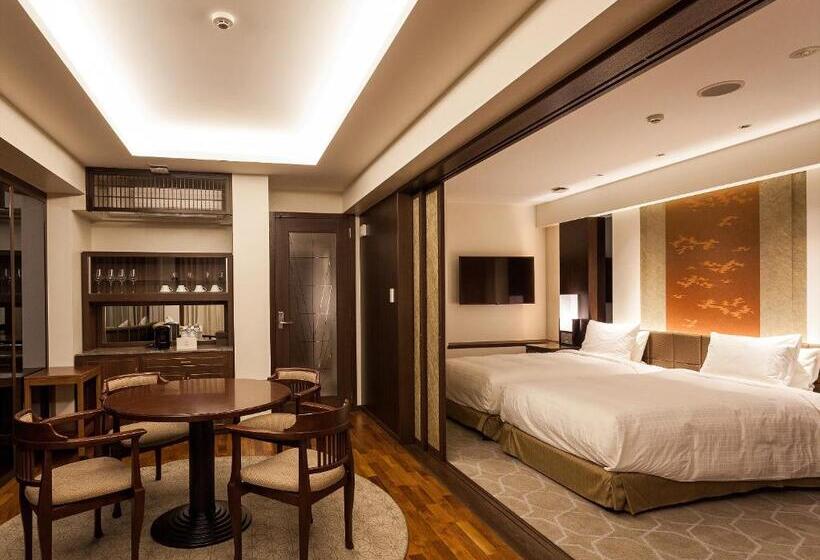 プレミアムスイート, Okinawa Exes Naha