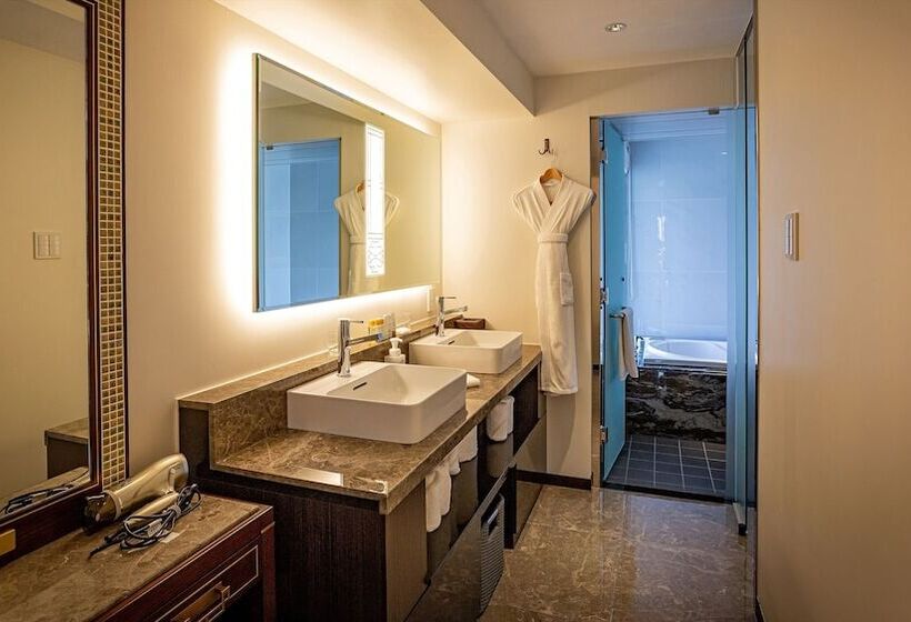 プレミアムルーム, Okinawa Exes Naha