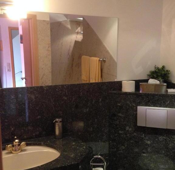 Номер Deluxe, Marktplatzhotel Restaurant Tafelspitz