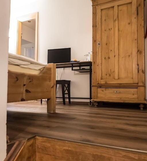 Номер Стандарт Индивидуальный, Marktplatzhotel Restaurant Tafelspitz