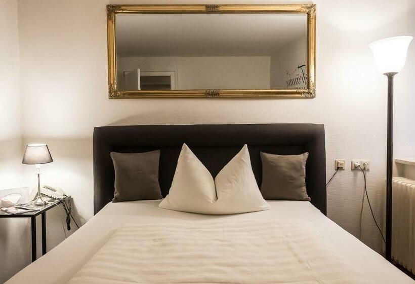 Номер Стандарт Индивидуальный, Marktplatzhotel   Restaurant Tafelspitz
