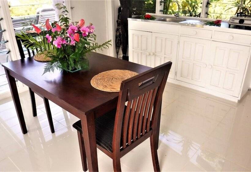 خانه 1 خوابه, Makaira Resort