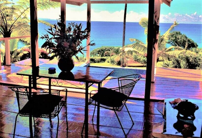 سوئیت خانواده 2 خوابه, Makaira Resort