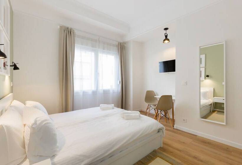 １ベッドルームのスーペリアアパートメント, Dinostratus House