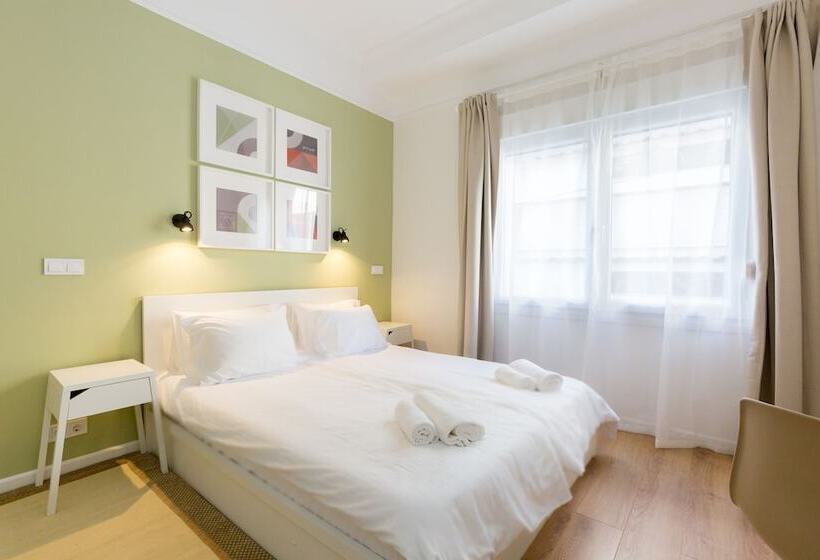 １ベッドルームのスーペリアアパートメント, Dinostratus House