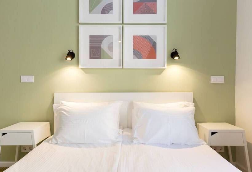 １ベッドルームのスーペリアアパートメント, Dinostratus House