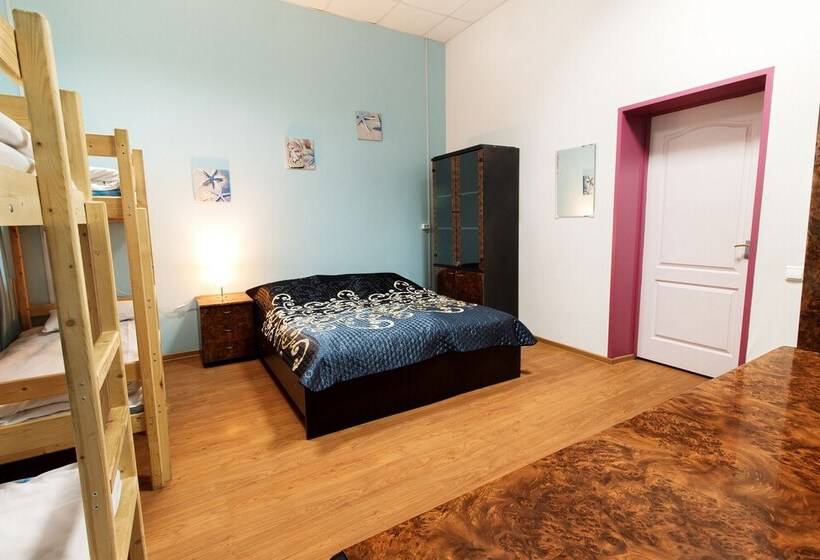 Семейный Номер, Katharina   Hostel