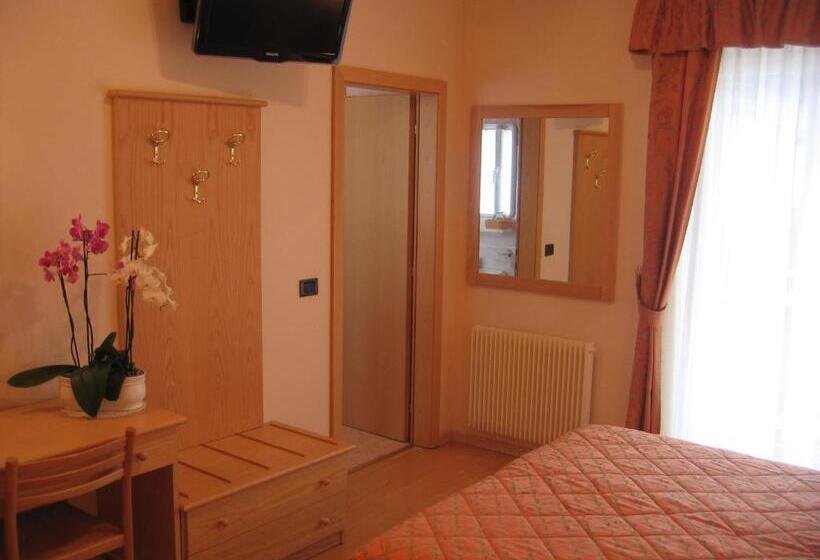 스탠다드 발코니 룸, Dolomiti Hotel Olimpia