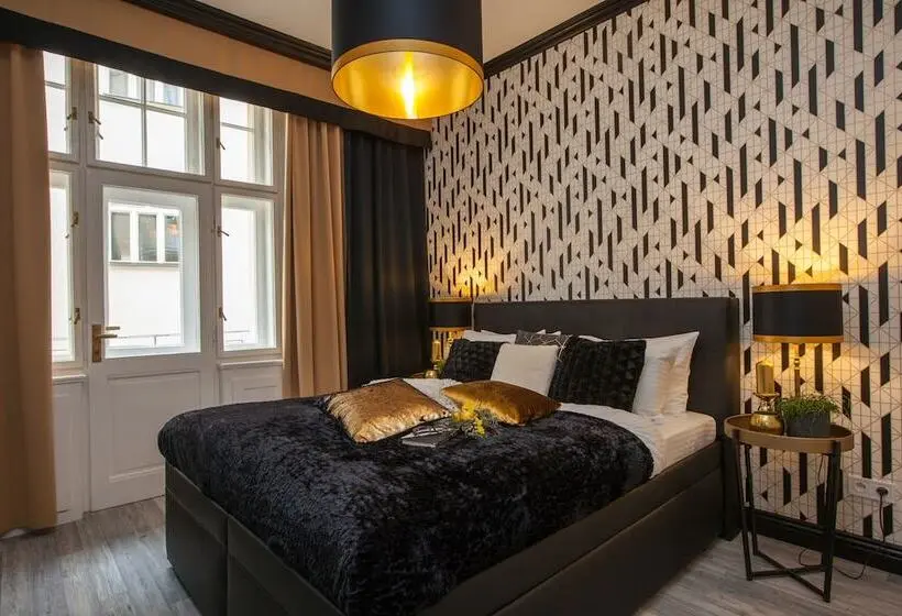 اتاق استاندارد با بالکن, Golden Prague Rooms