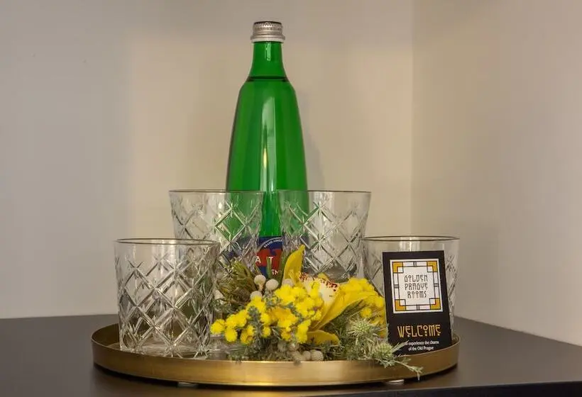 اتاق لوکس با بالکن, Golden Prague Rooms