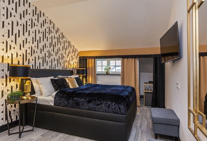 اتاق لوکس, Golden Prague Rooms