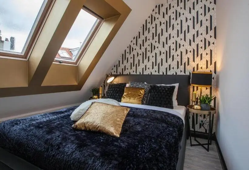 اتاق سوپریور خانوادگی, Golden Prague Rooms