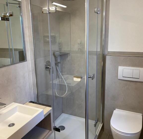 バルコニー付きスタンダードルーム, & Restaurant Kronenhof Am Weser Radweg