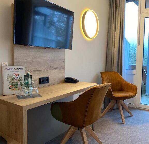 バルコニー付きスタンダードルーム, & Restaurant Kronenhof Am Weser Radweg