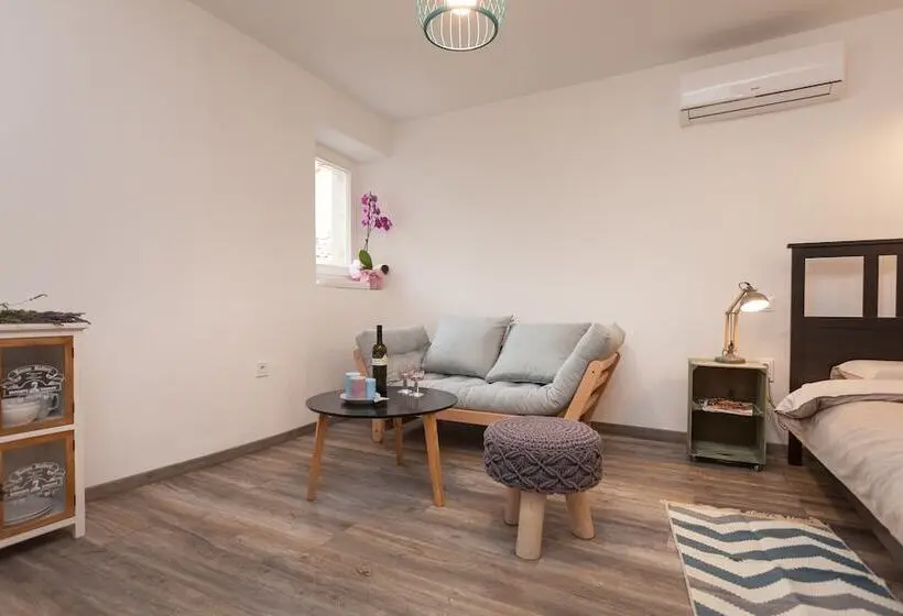 スタンダードルーム, Apartments And Rooms Hey Rovinj